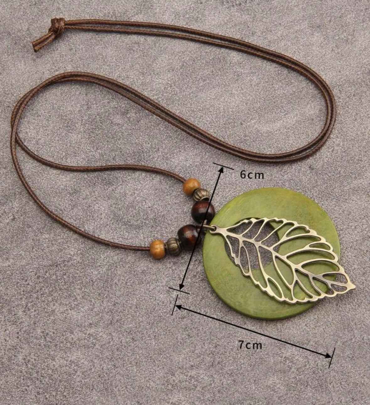 Forest Leaf Pendant Necklace 🌿